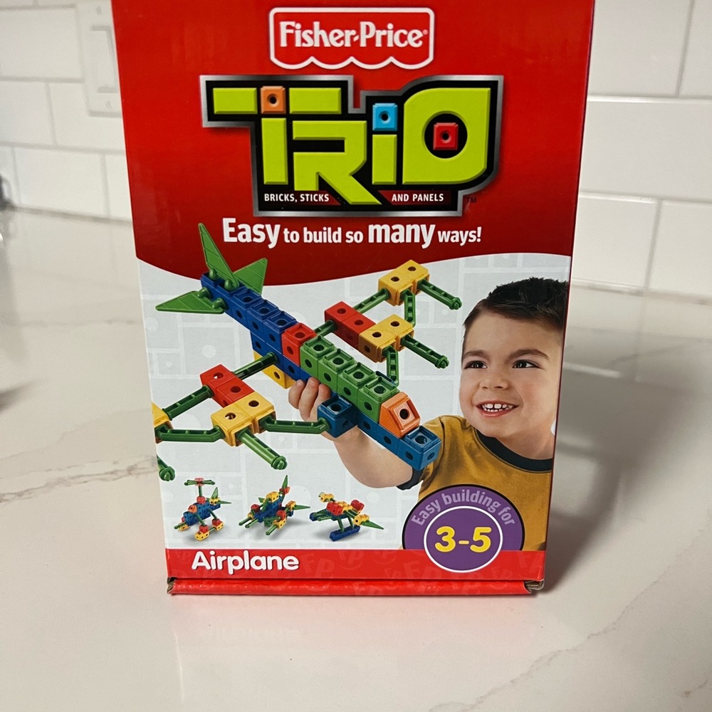 FISHER-PRICE TRIO Airplane